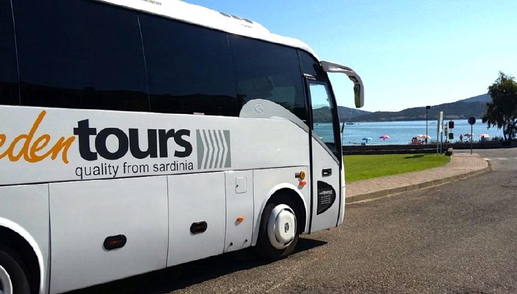 Autobus Kinglong Redentours 2011