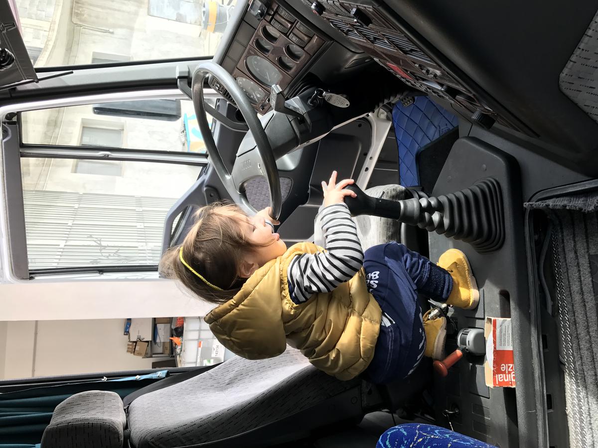 Oscar autocarro scuola guida Redentours 2017 — veicolo premiato